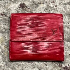 Louis Vuitton Epi leather wallet
